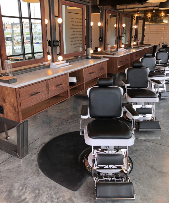 Pibbs 663 Master Barber Chair