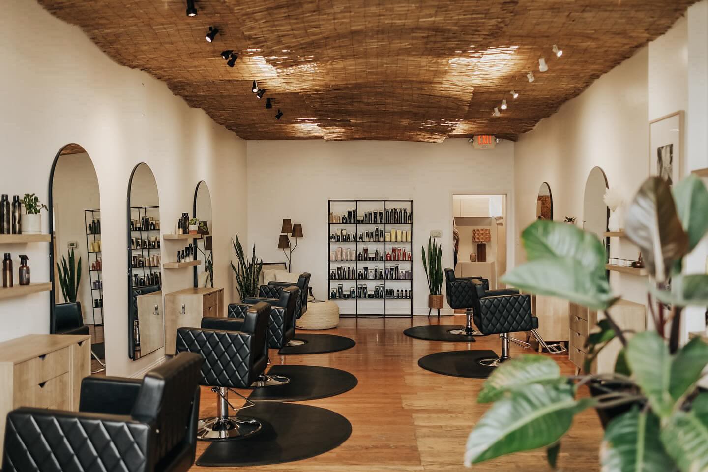 A Guide to Successful Salon Suite Lease Negotiation